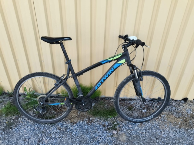 1129564-21 Bicycle BTWIN RockRider 340 26"