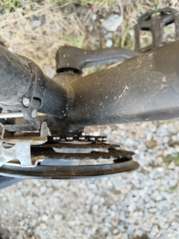 1129564-25 Bicycle BTWIN RockRider 340 26"