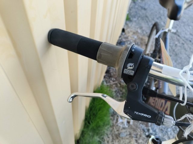 1129568-7 Bicycle Merida Domnator