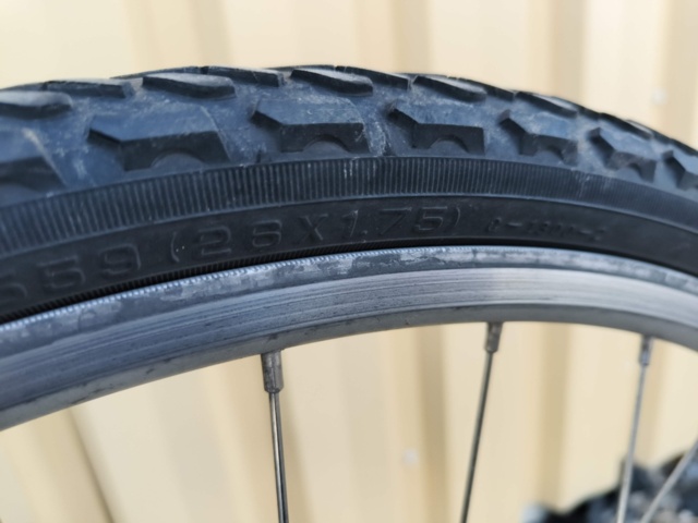 1129568-18 Bicycle Merida Domnator