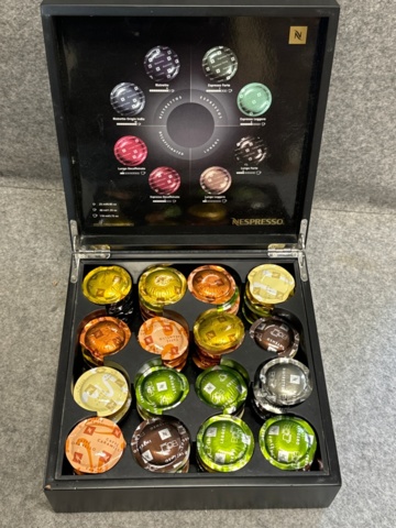 1153564-4 Nespresso kaffemaskin