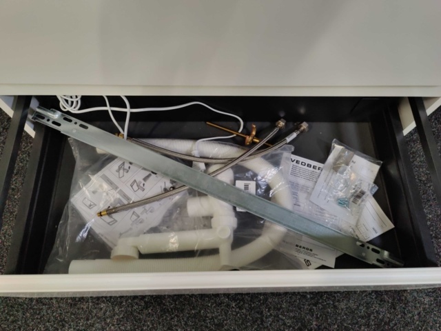 1217624-11 Kommod Svedbergs Forma med spegelskåp Svedbergs Hamra