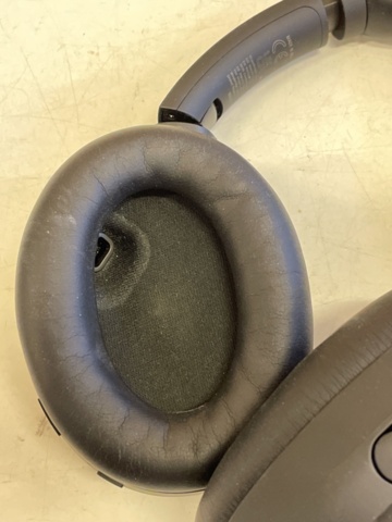 1211147-6 Hörlurar Sonny WH-1000XM4