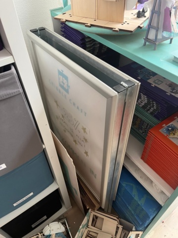 1218660-23 Larger lot with Cribble Craft wooden toys, as well as furnishings, accessories, machines and more