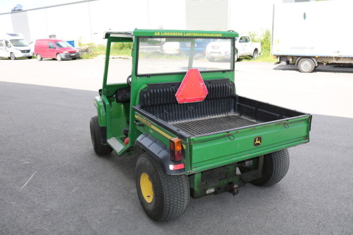 1211154-7 John Deere Gator 4x2 from 2004