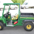 1211154-8 John Deere Gator 4x2 from 2004