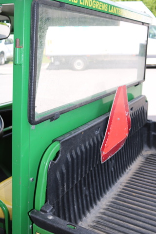 1211154-14 John Deere Gator 4x2 from 2004