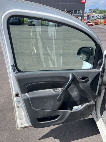 1205408-28 Renault Kangoo Express -2018