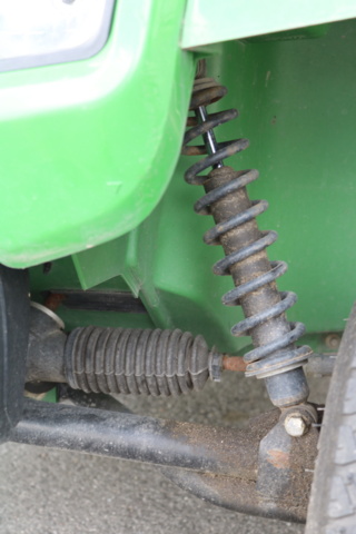 1211154-22 John Deere Gator 4x2 from 2004