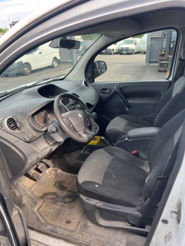 1205406-24 Renault Kangoo Express -2018