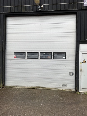 1219082-1 Industrial port