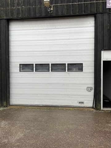 1219082-7 Industrial port