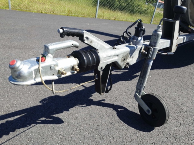 1035933-36 Buster aluminum boat on trailer and 4-stroke engine