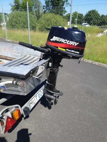 1035933-23 Buster aluminum boat on trailer and 4-stroke engine