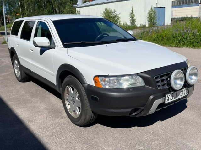 1216733-6 Volvo XC70 2.5T AWD - 2007