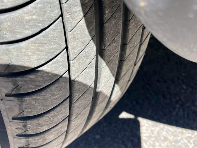 1216733-22 Volvo XC70 2.5T AWD - 2007