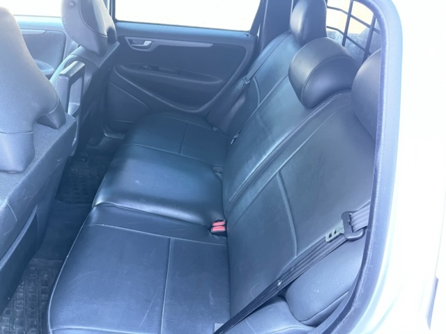 1216733-29 Volvo XC70 2.5T AWD - 2007