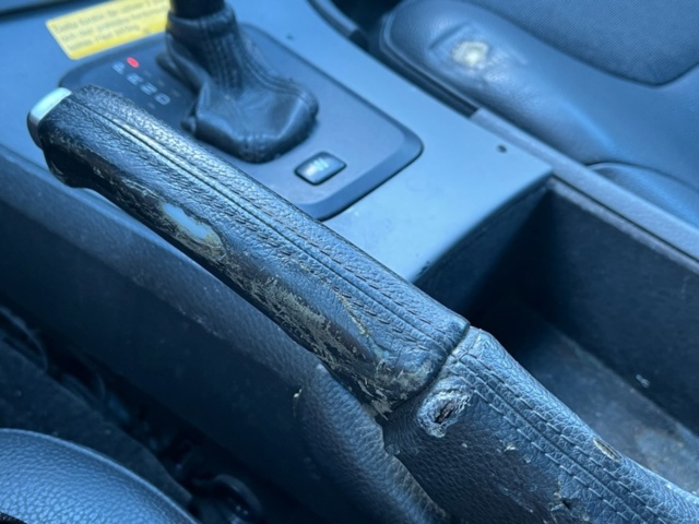 1216733-33 Volvo XC70 2.5T AWD - 2007