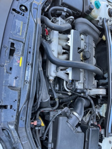 1216733-42 Volvo XC70 2.5T AWD - 2007