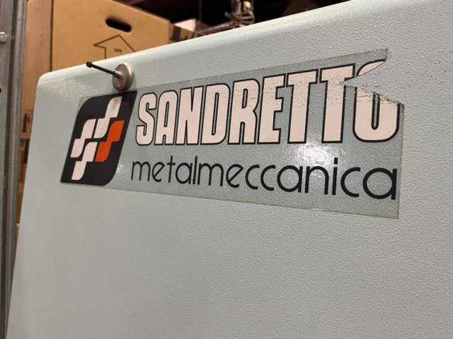 1145479-4 Plastic injection molding machine, Sandretto Micro 40