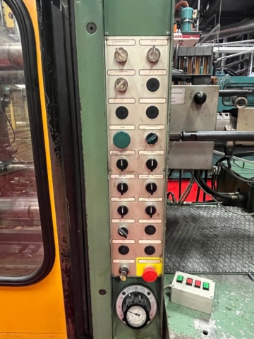 1145482-12 Plastic injection molding machine, Engel ES700/175