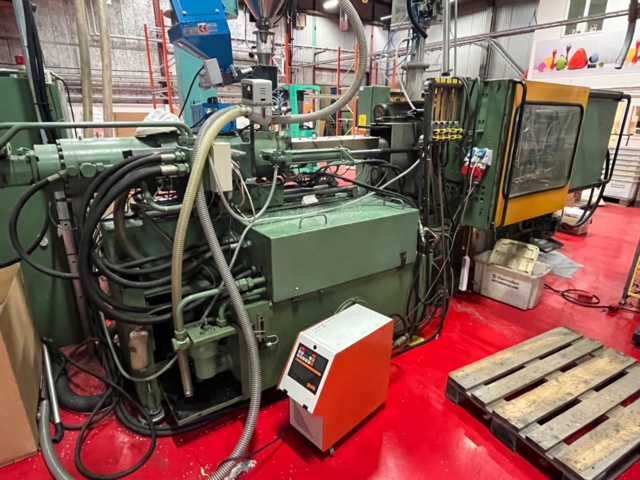 1145482-25 Plastic injection molding machine, Engel ES700/175