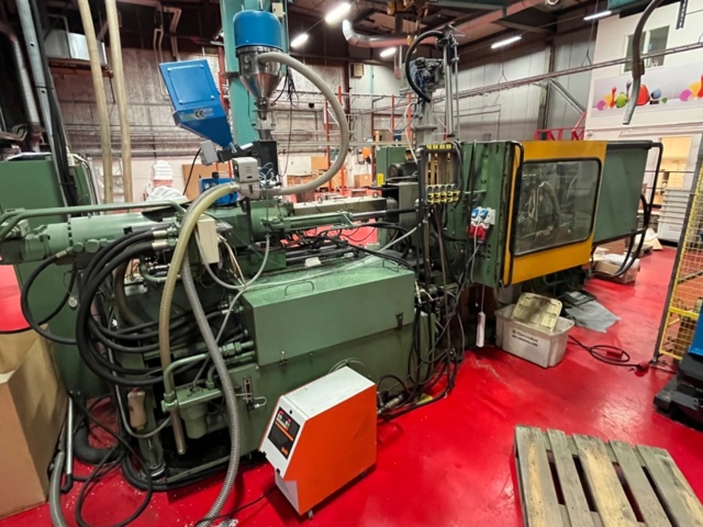 1145482-39 Plastic injection molding machine, Engel ES700/175