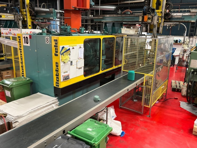 1145499-2 2 plastic injection molding machines, Battenfeld 5000/2500 Unilog 4000 -1988