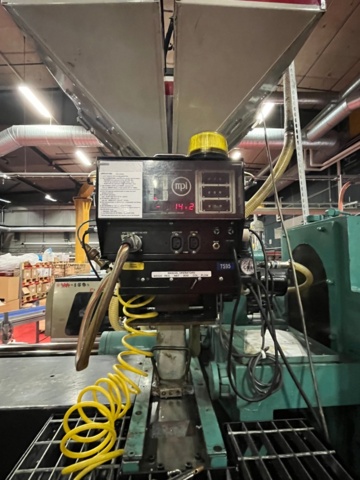 1145499-9 2 plastic injection molding machines, Battenfeld 5000/2500 Unilog 4000 -1988