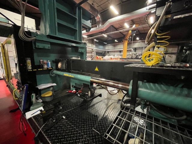 1145499-10 2 plastic injection molding machines, Battenfeld 5000/2500 Unilog 4000 -1988