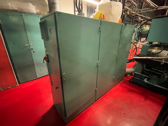 1145499-43 2 plastic injection molding machines, Battenfeld 5000/2500 Unilog 4000 -1988