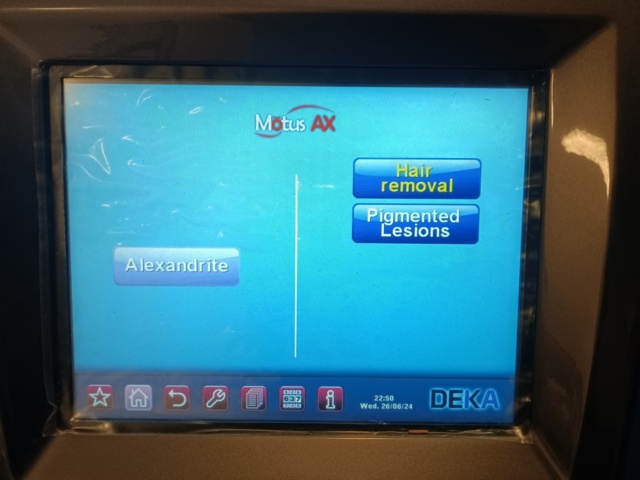 1009618-10 Motus AX hair removal laser