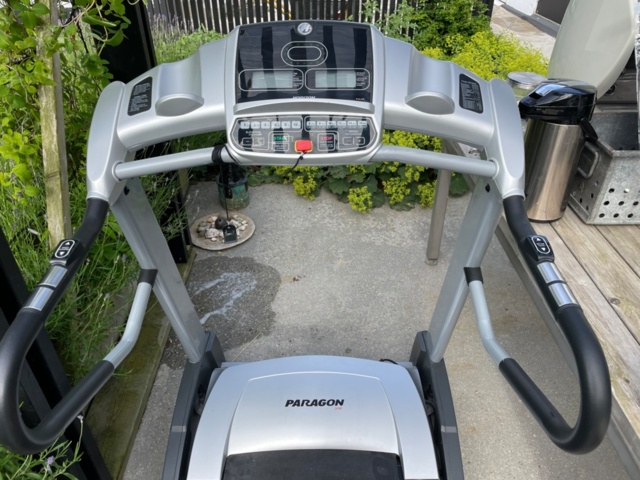 1220448-2 Treadmill Horizon Fitness Paragon 308