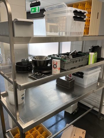 1206243-3 Dish sorting bench with shelf