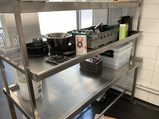 1206243-5 Dish sorting bench with shelf