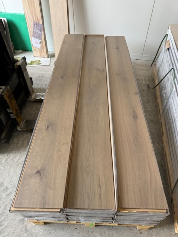 1220896-1 Härdad Ek Mineral Grey 2378x271x11,3 mm, 55 kvm. Klickgolv 5G Dry