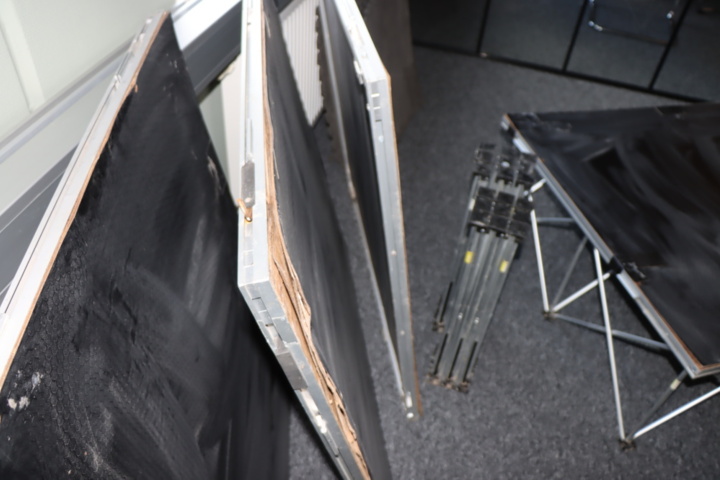 1173707-5 4 platforms 1x1 meter