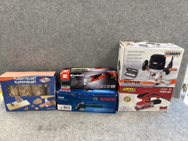 Planer saw, router, angle grinder and multitool, etc - PS Auction - We ...