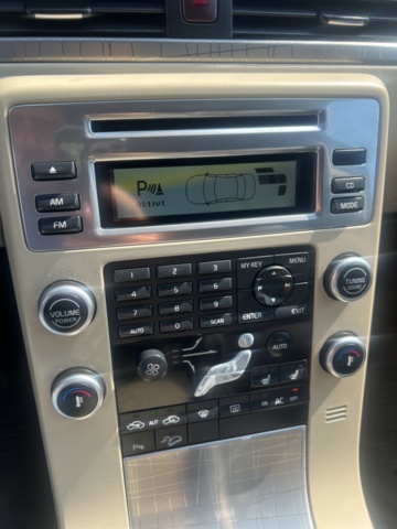 1205416-34 Volvo XC70 D5 AWD Manual, 185hp, 2009 Repair item