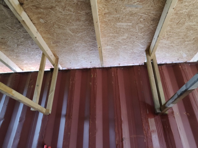 1129707-12 20-Fot Container