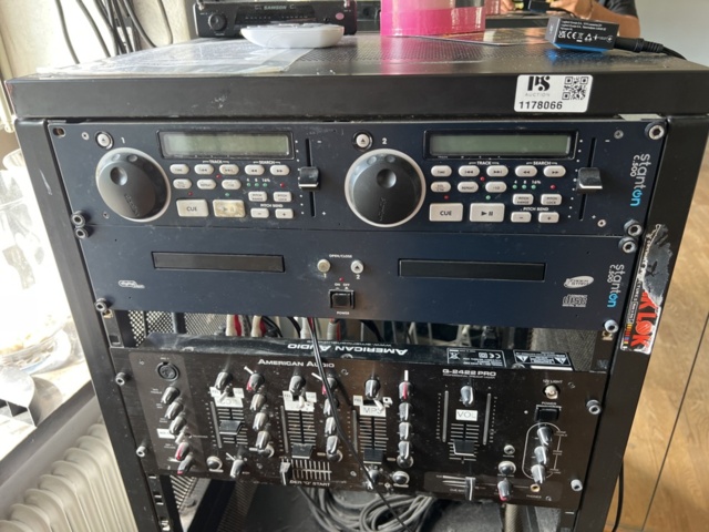 1178066-1 Sound equipment & speakers 4 pcs Alto Elvis 15