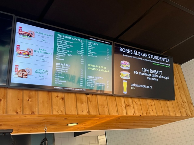 1145623-2 5st skärmar,  Samsung Display 32" QM32R