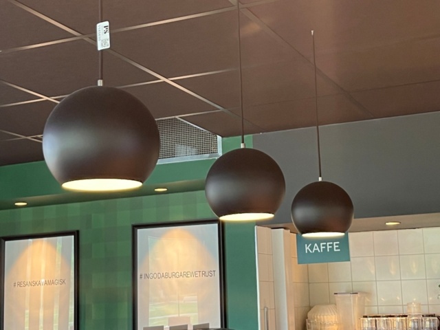 1145630-3 3 pendant lamps, Topan VP6, Verner Panton, &tradition