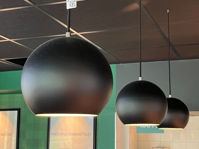 1145630-1 3 pendant lamps, Topan VP6, Verner Panton, &tradition