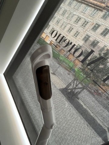 1055236-7 Sonia Facial steamer with accessories