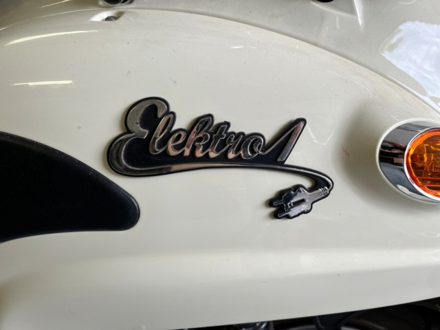 1222407-11 Electric scooter Xufeng Xfrly-1