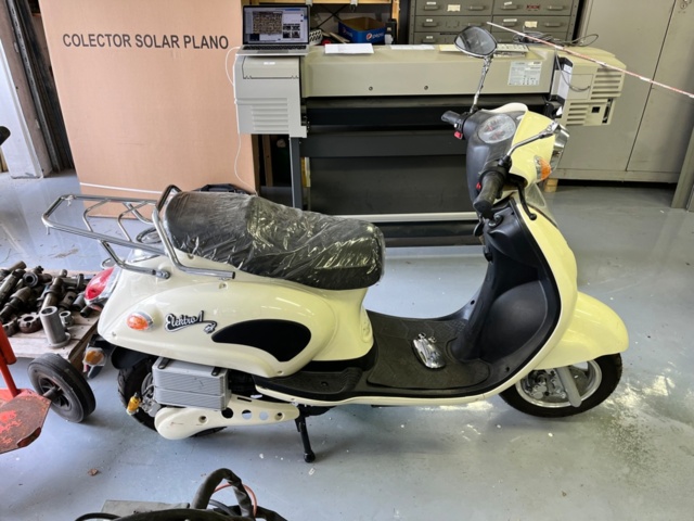 1222407-2 Electric scooter Xufeng Xfrly-1