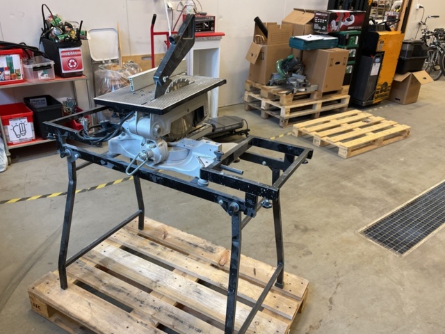 1211172-3 Circular saw Elu with DeWalt table (Rep object/Spare part object)