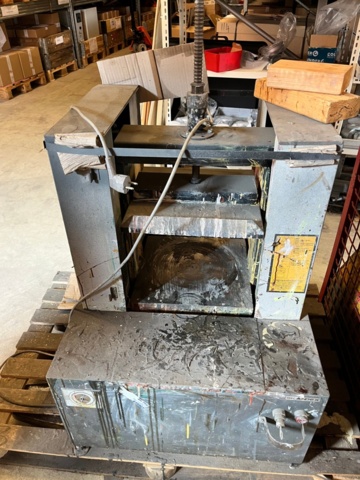 1223240-3 Color shaker Skandex