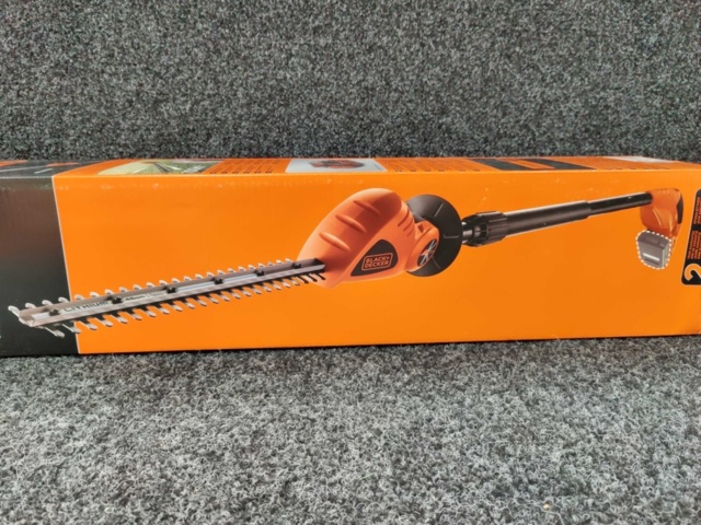 1223218-4 Hedge trimmer Black & Decker GTC1843LB-QW + Bush trimmer Black & Decker BCSS18B-XJ 18V